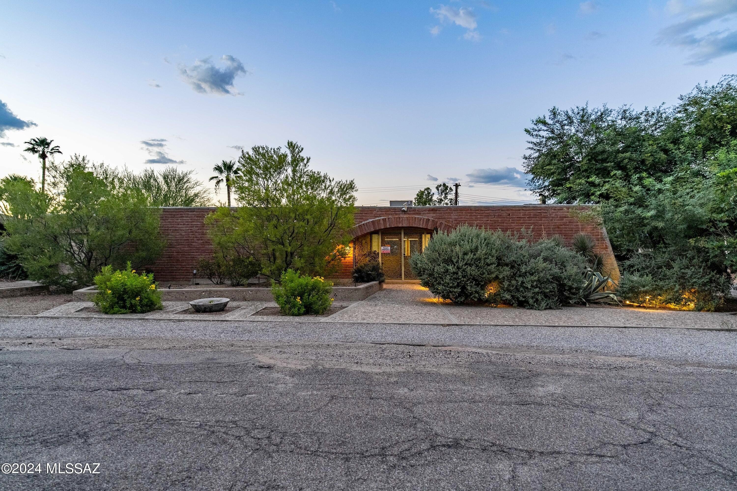 3769 E Calle Fernando  