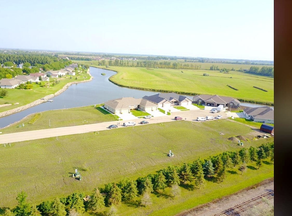 2802-2726 Oakwood Ln  