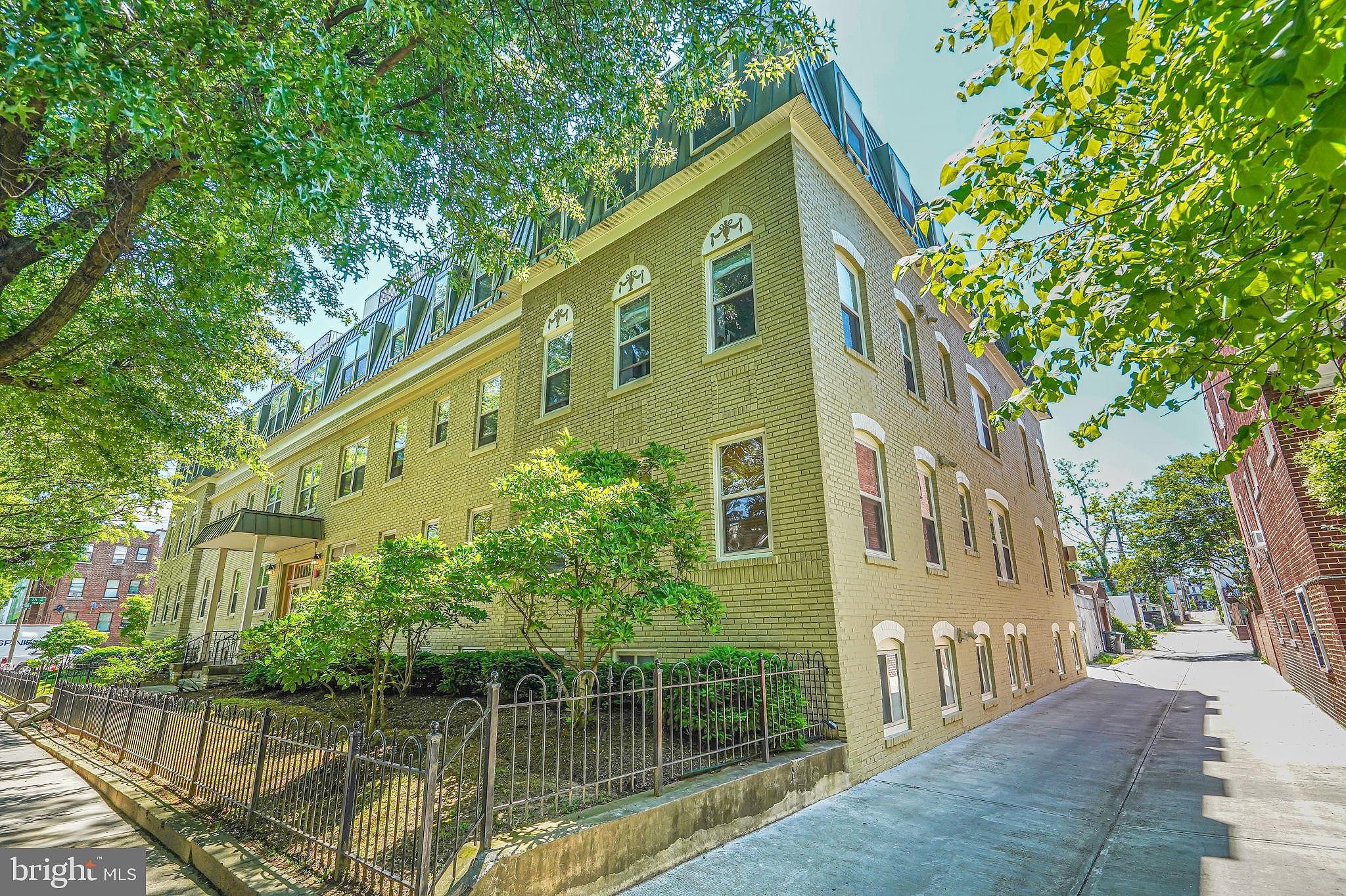 1300 TAYLOR ST NW Unit 103  