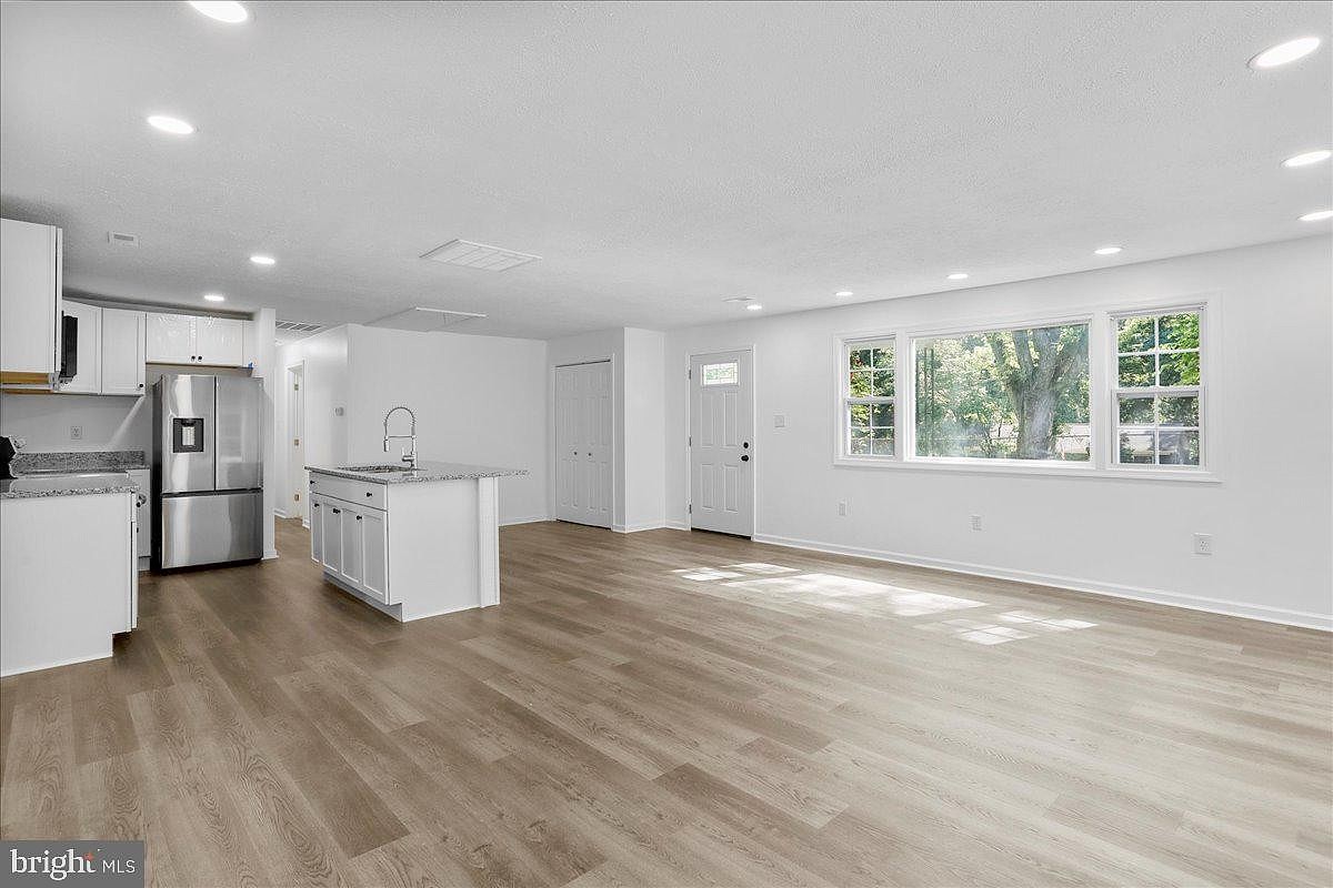 3495 Howellsville Rd  