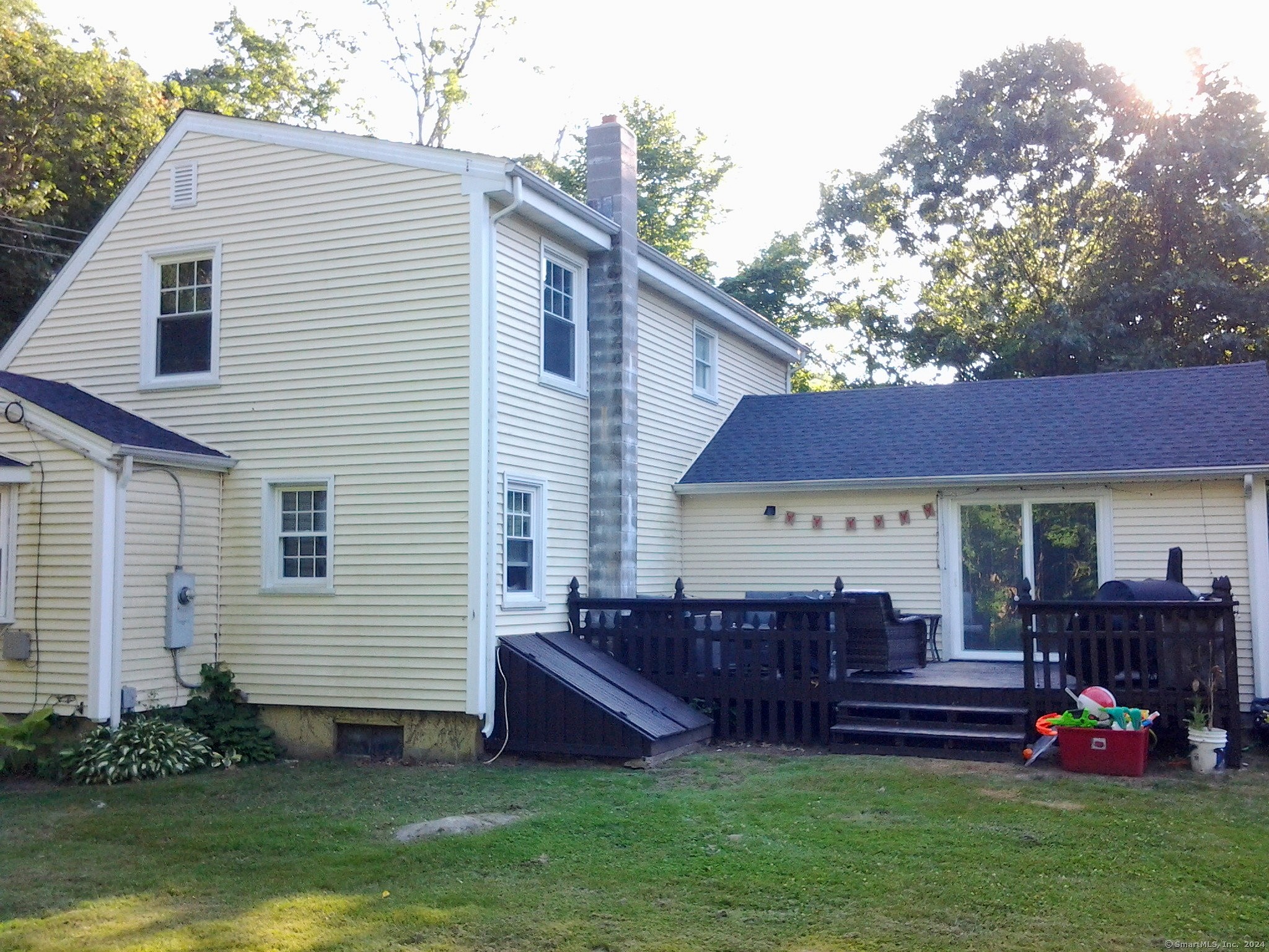 132 Stoddards Wharf Rd