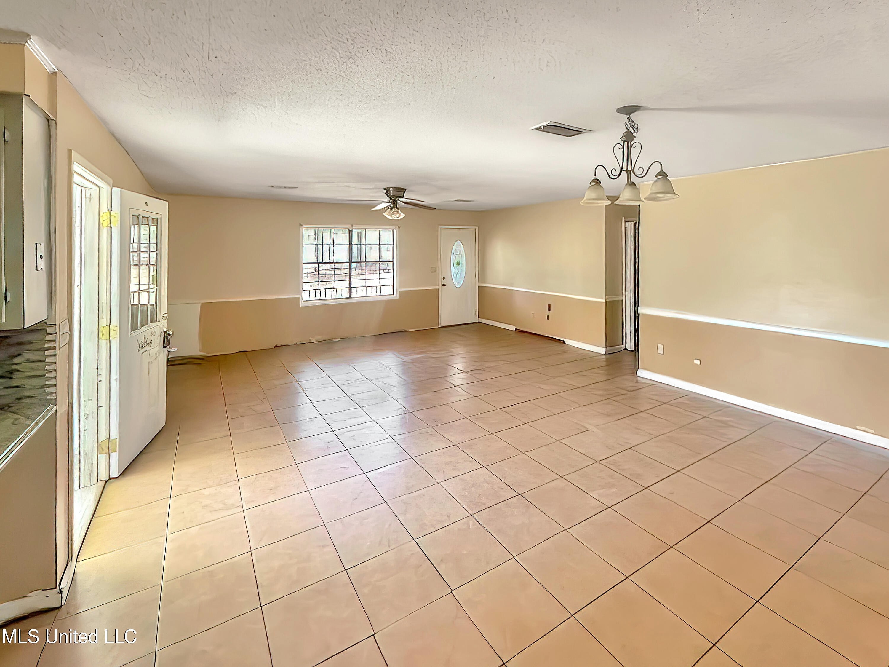 1320 Berrytown Cir N  