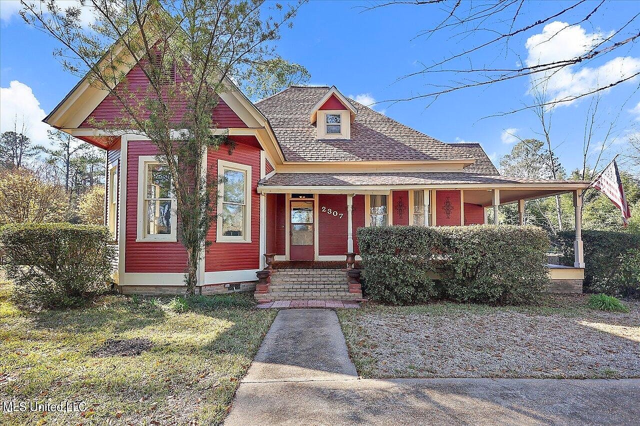 2307 SIMPSON HIGHWAY 28 W  