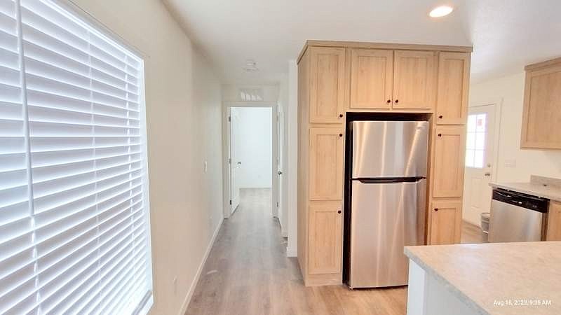 3833 N Fairview Ave Unit 68  