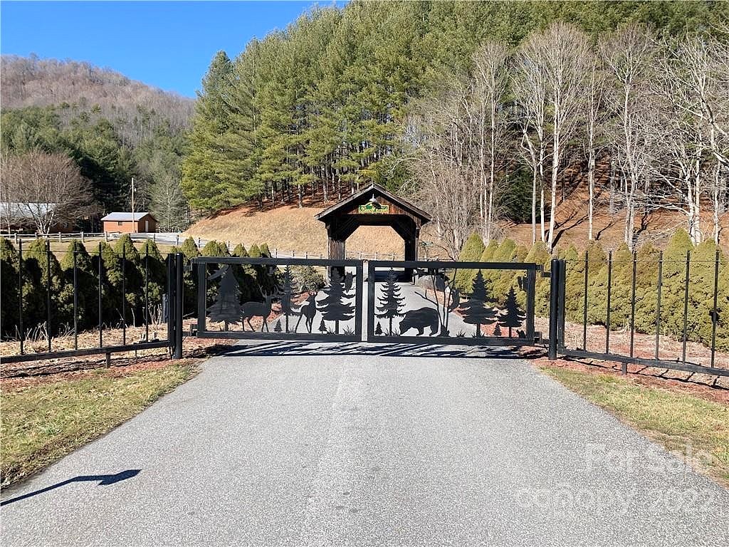 000 Mountain Crest Dr Unit 13  