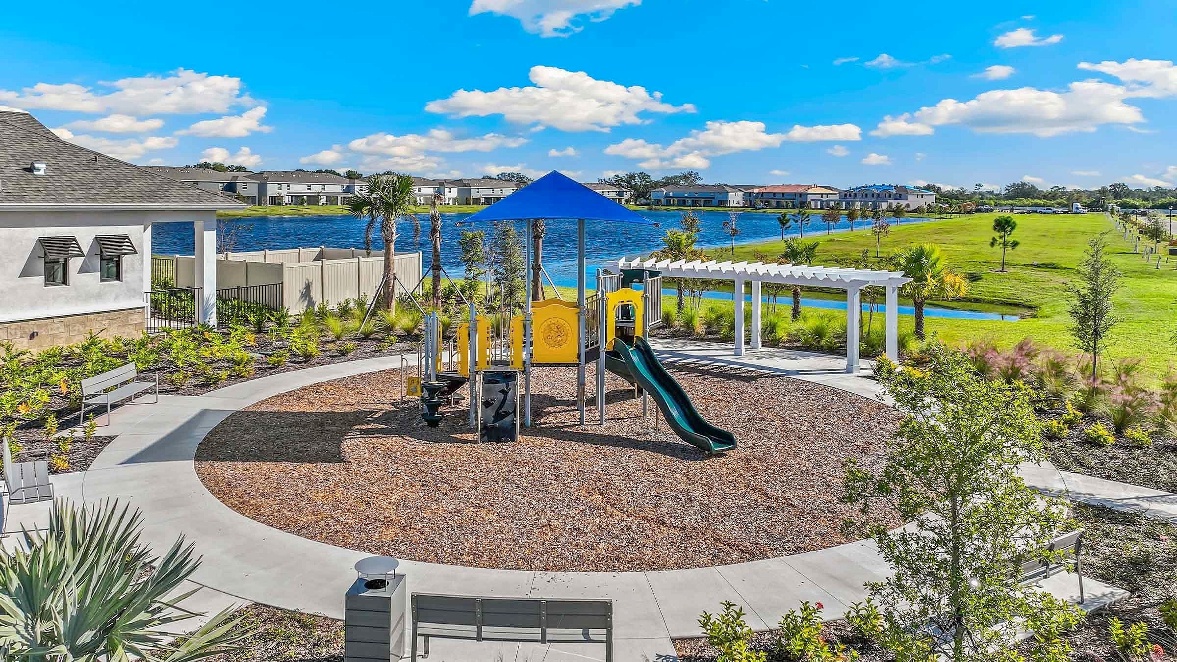 423 MANGROVE SHADE CIR