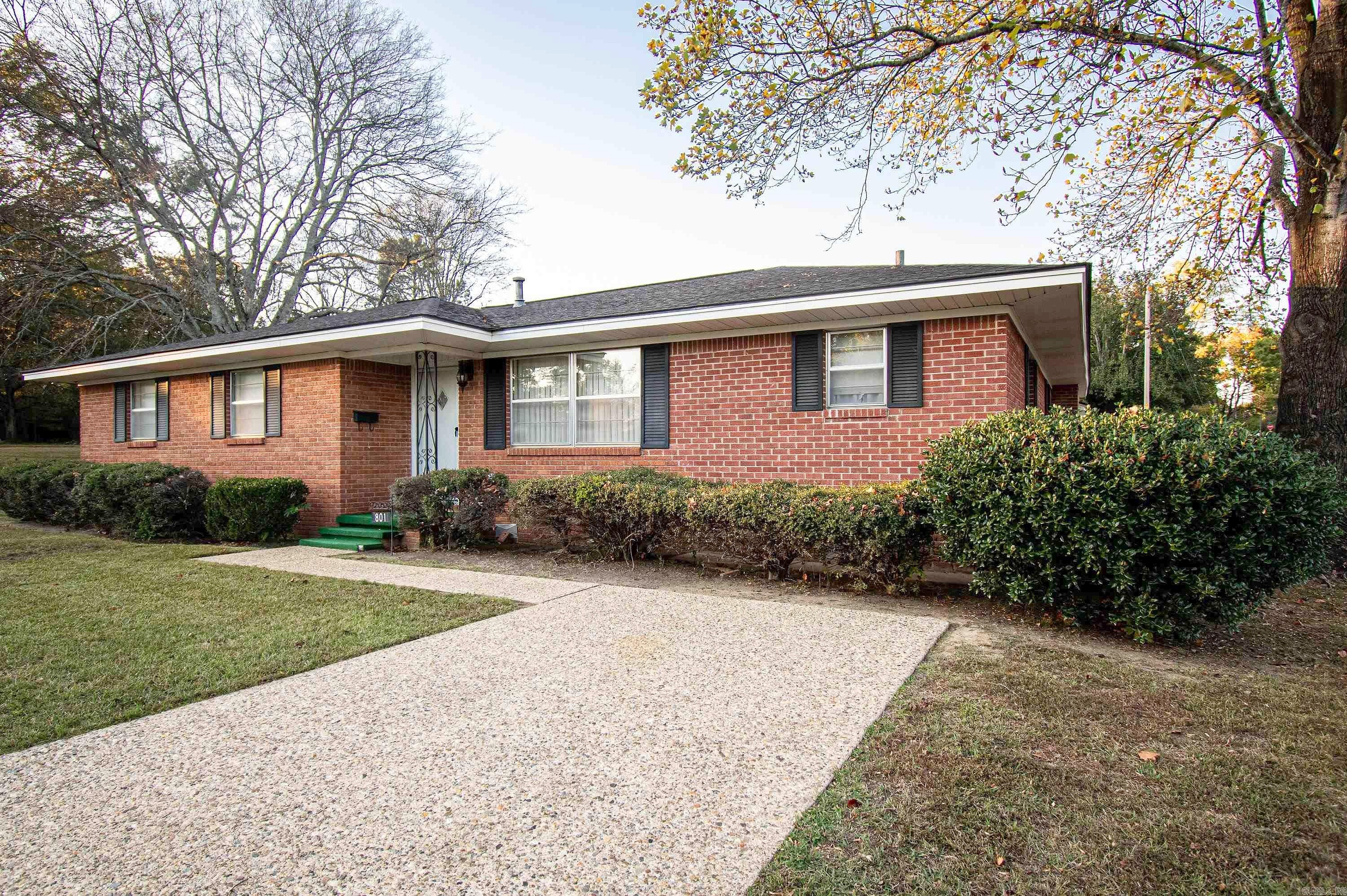 801 STURGIS ST  