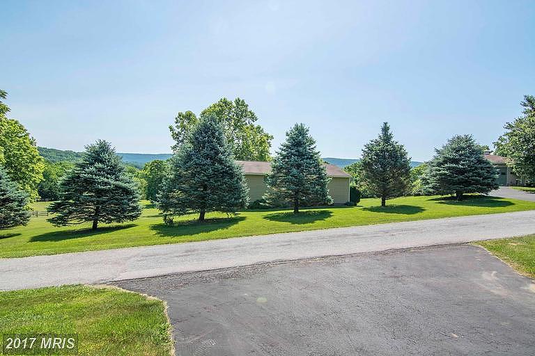309 Morning Calm Ln  
