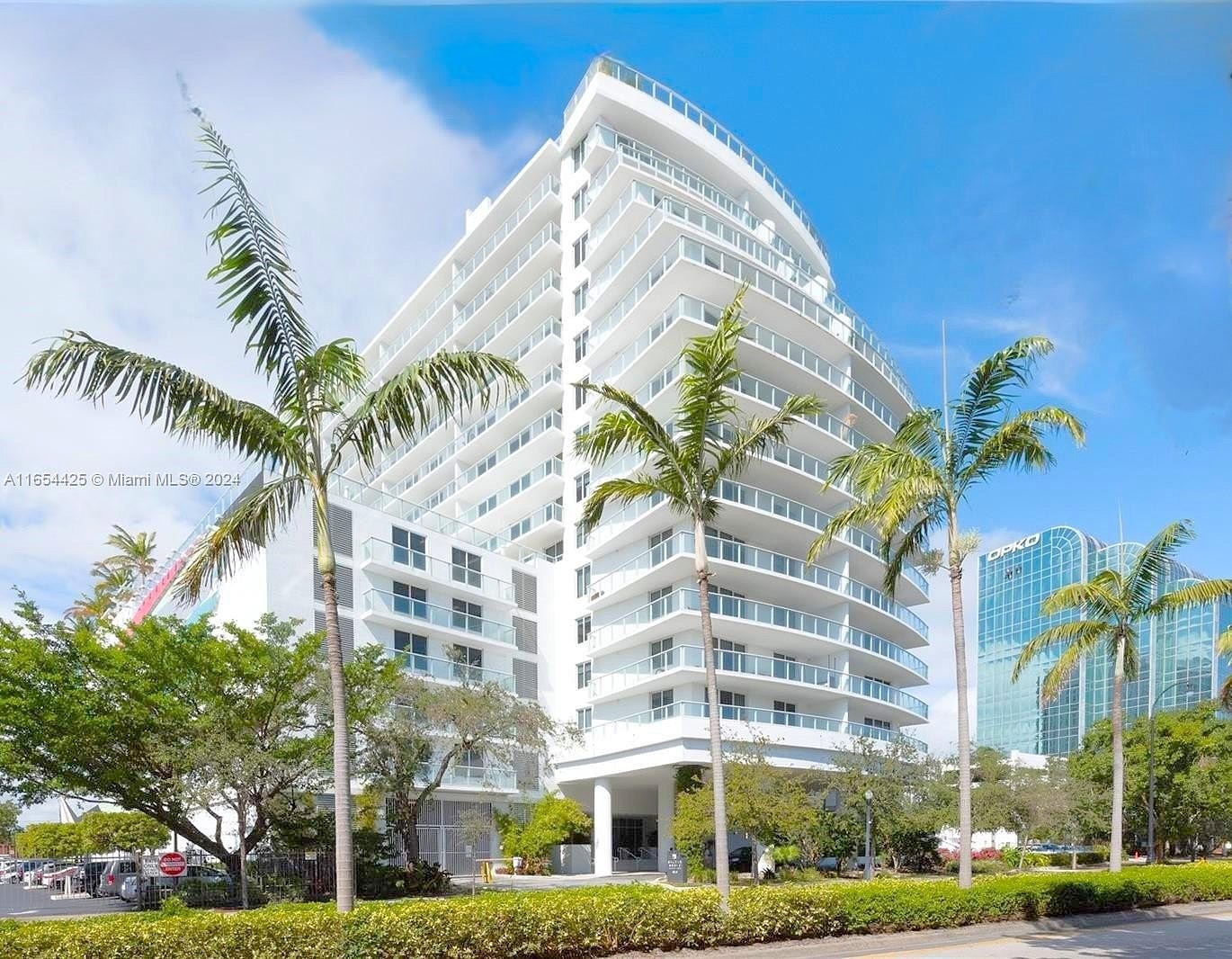 4250 BISCAYNE BLVD Unit 1008  