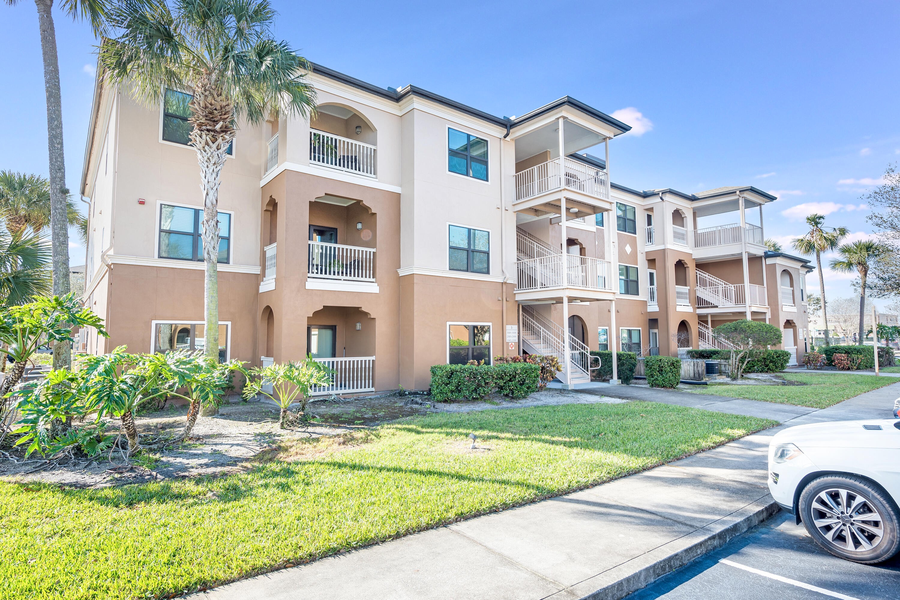 6431 BORASCO DR Unit 1301