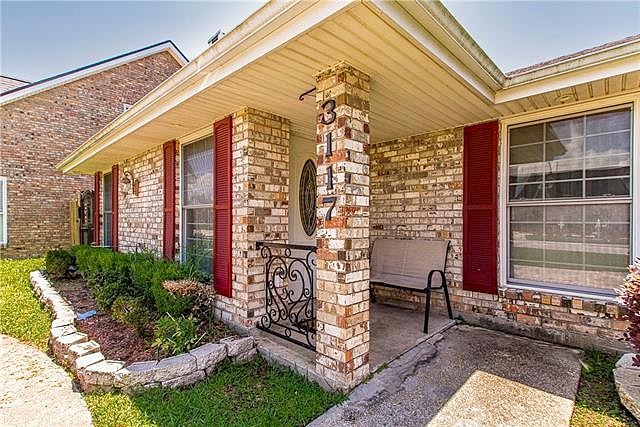 3117 Bradbury St  