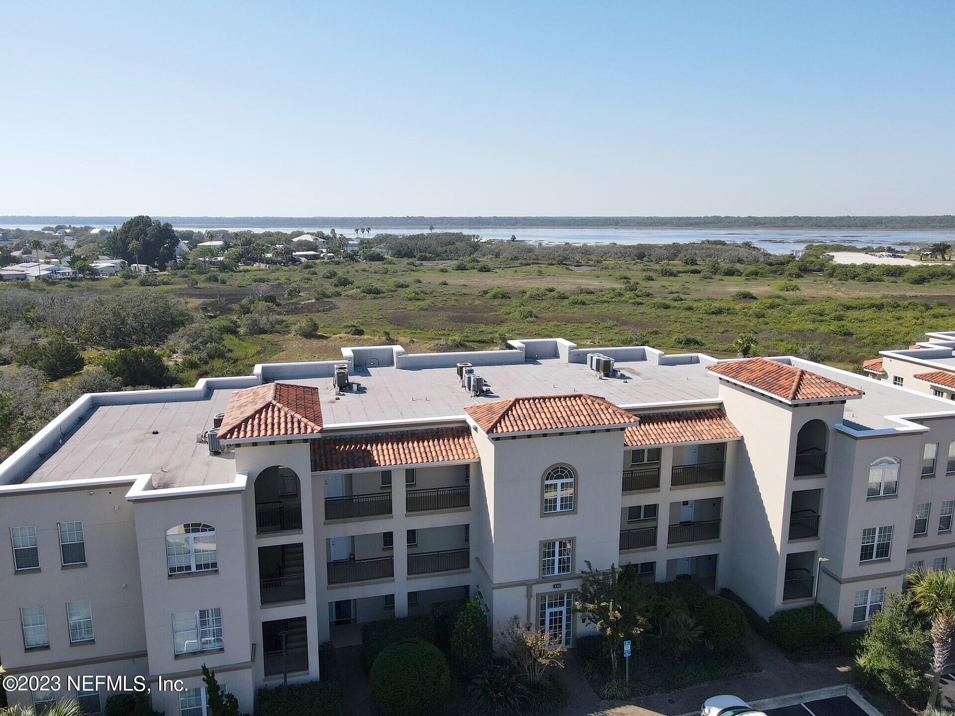 150 PANTANO CAY BLVD  