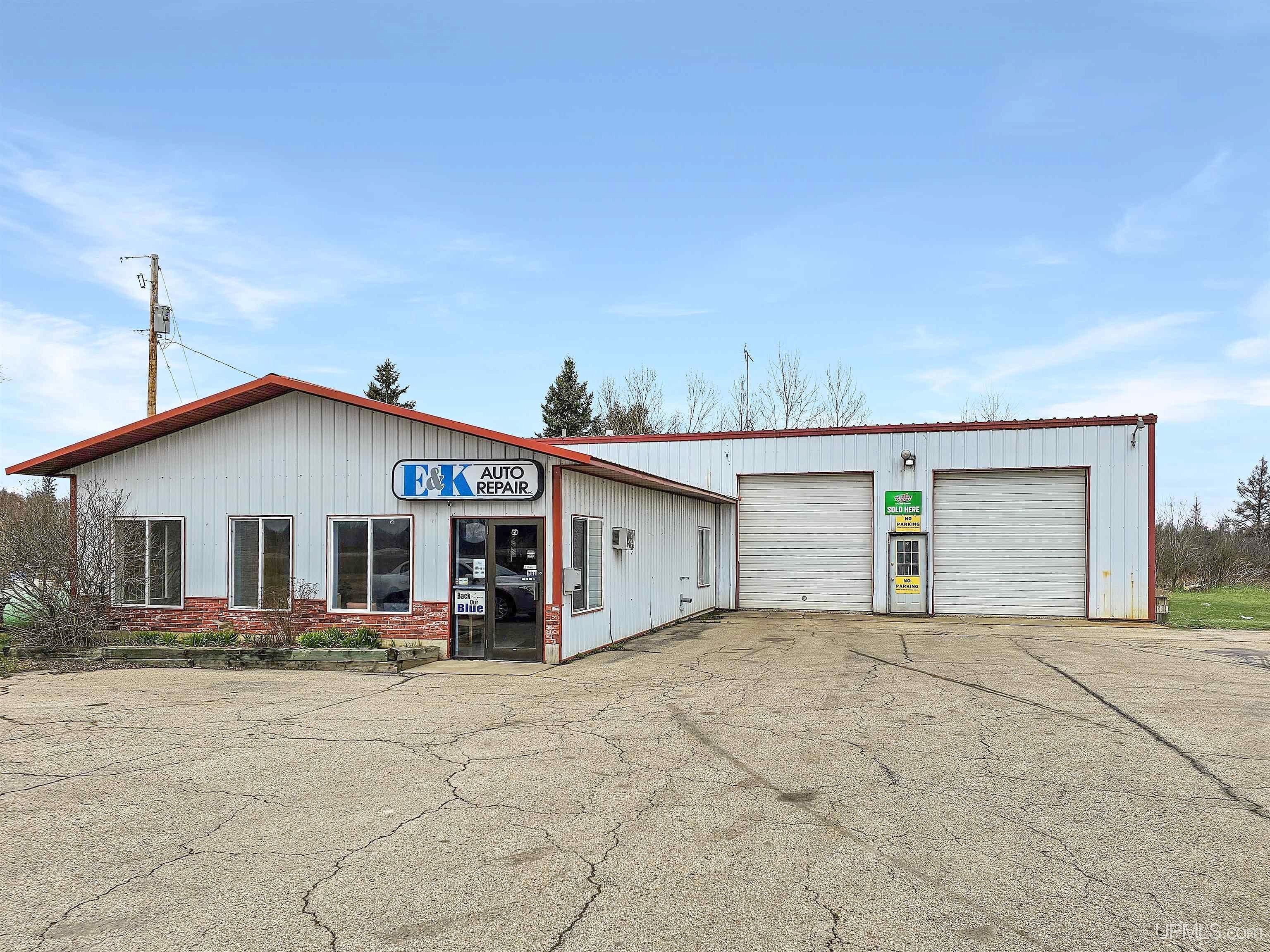 5076 Us Highway 2 41