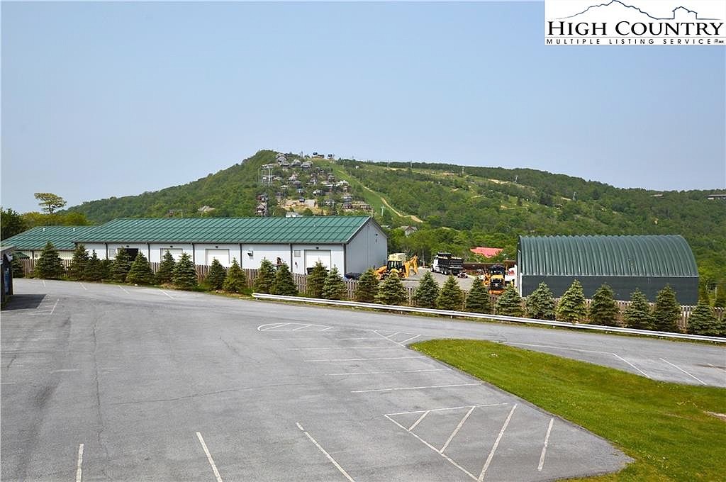 301 Pinnacle Inn Rd Unit 3309  