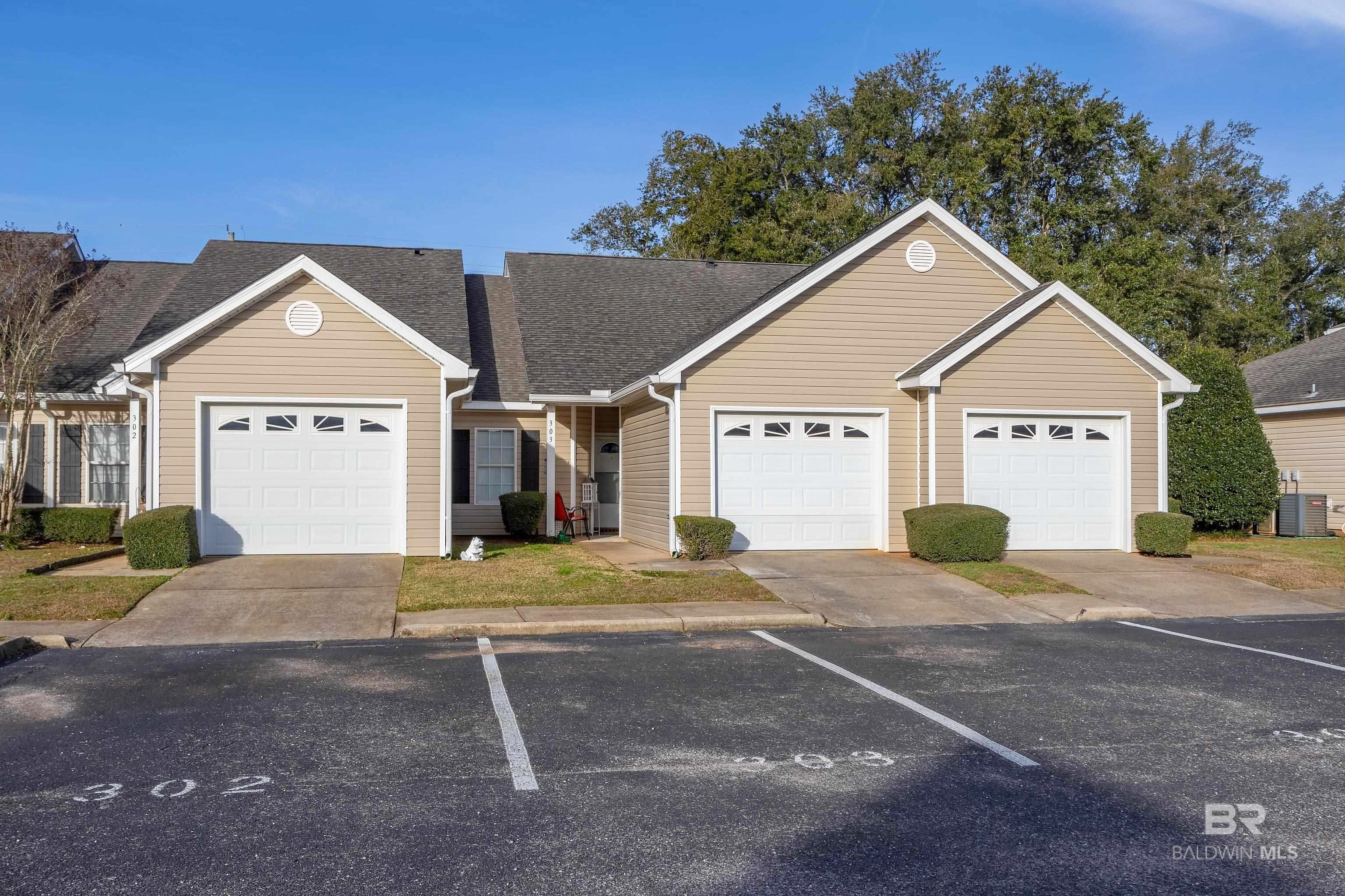 2651 S JUNIPER ST Unit 303  