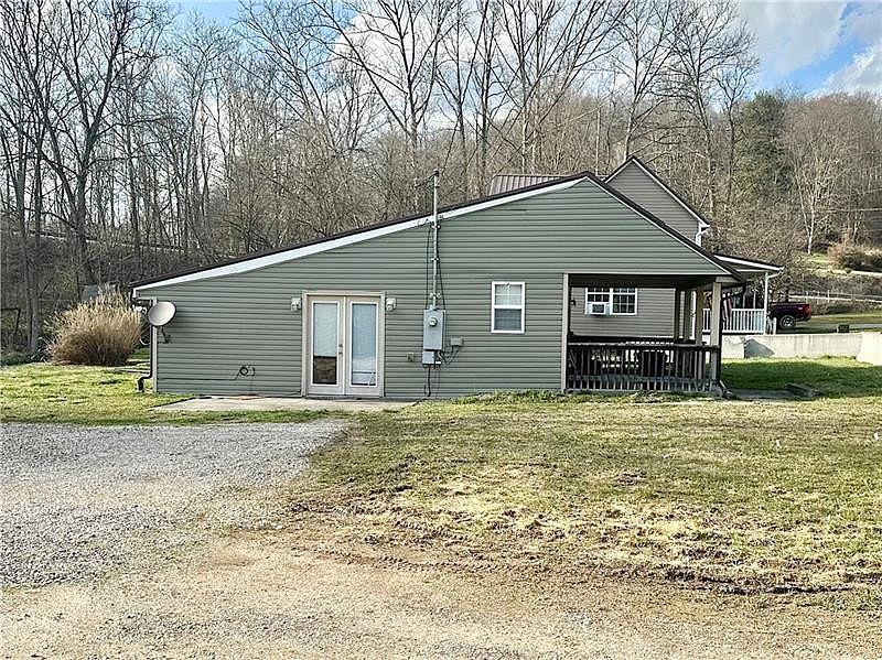 1409 S Eighty Eight Rd
