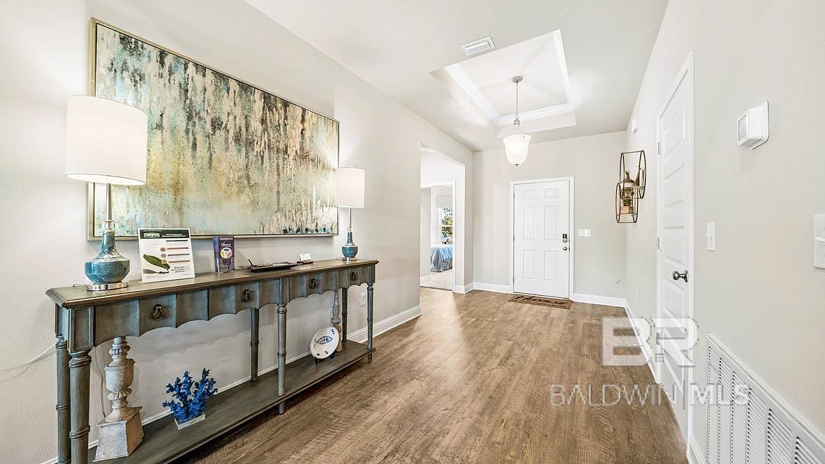 11449 Genuine Risk Cir Unit 762  