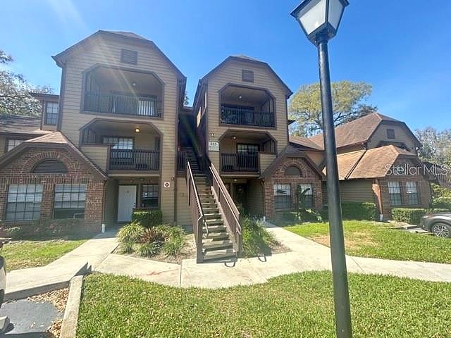 485 Forestway Cir Unit 203  