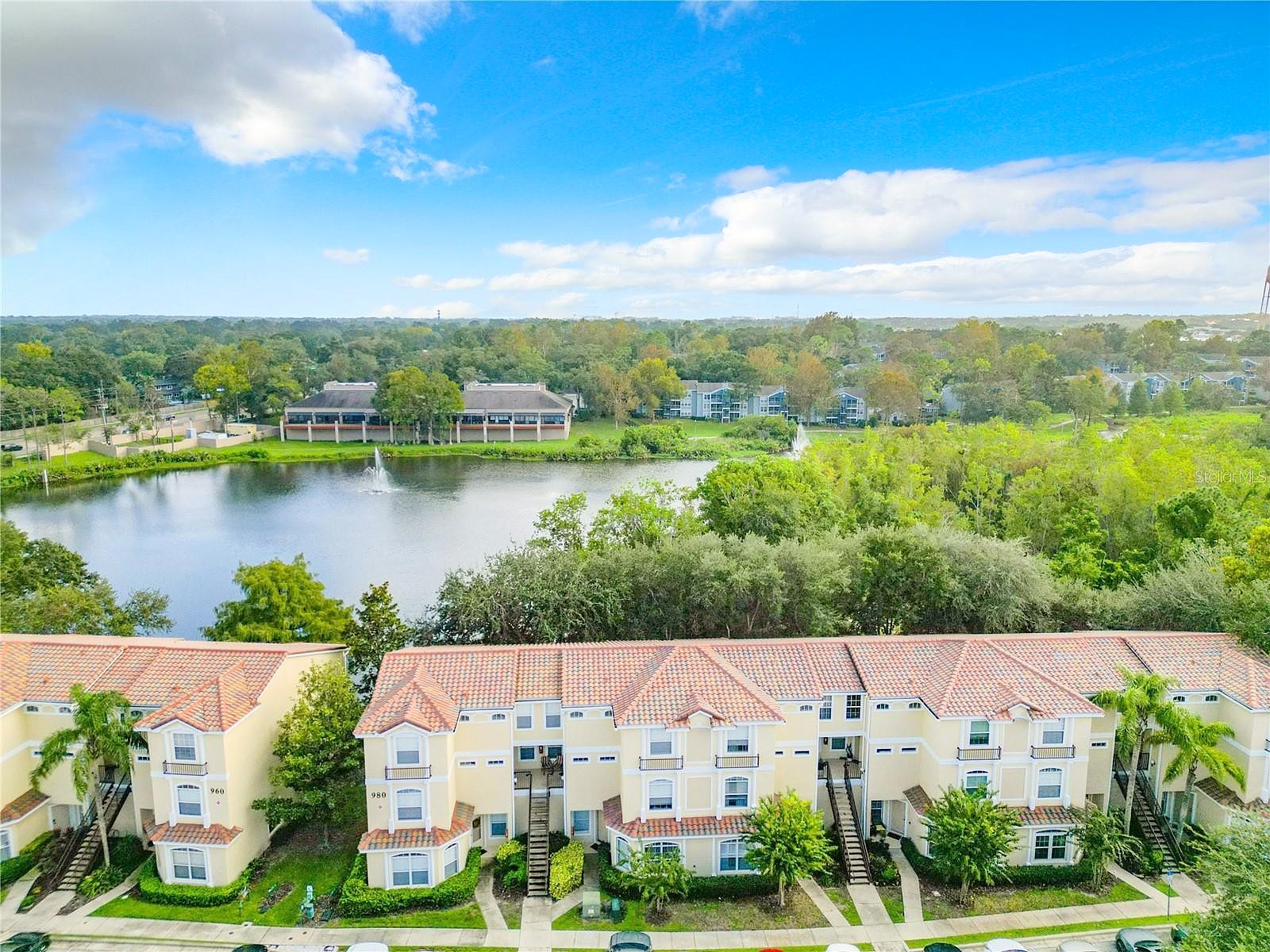 980 Mooring Ave Unit 102  