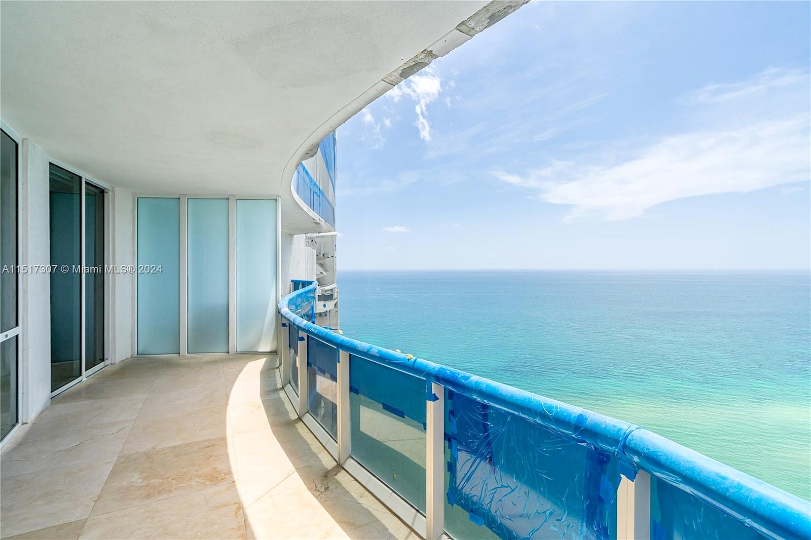 15811 Collins Ave Unit 2807  