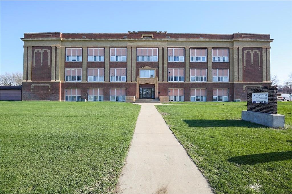 109 E Luverne St Unit 217  