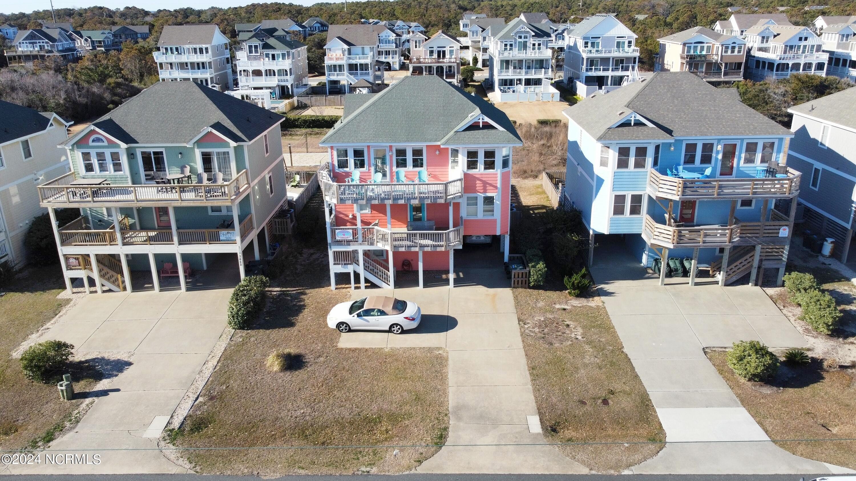 3420 S VIRGINIA DARE TRL  