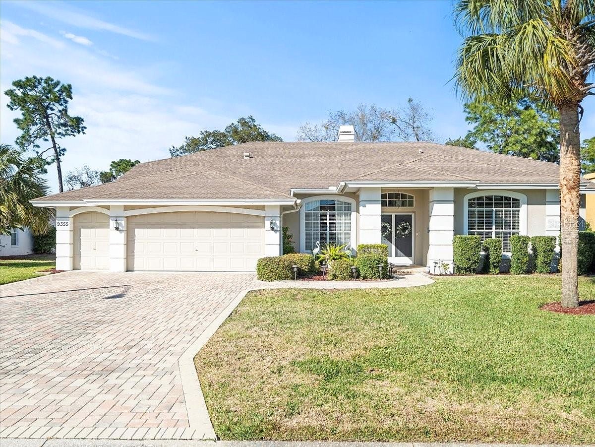 9355 Merriweather Dr  