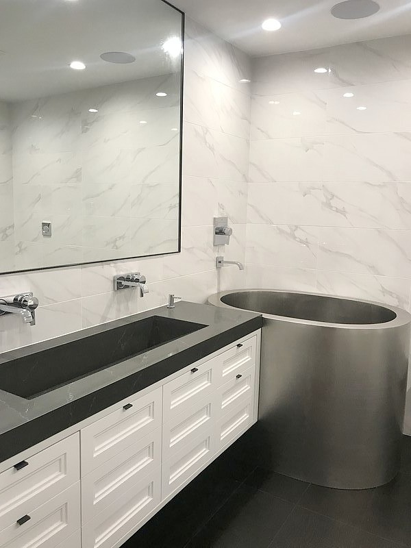 1035 N HERMITAGE AVE  