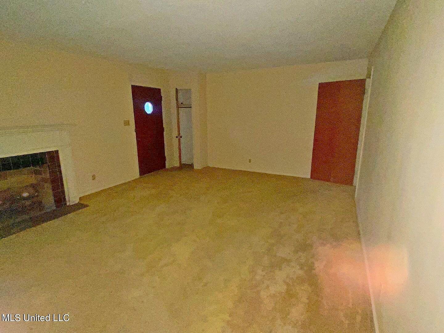 168 Lakeview Dr  