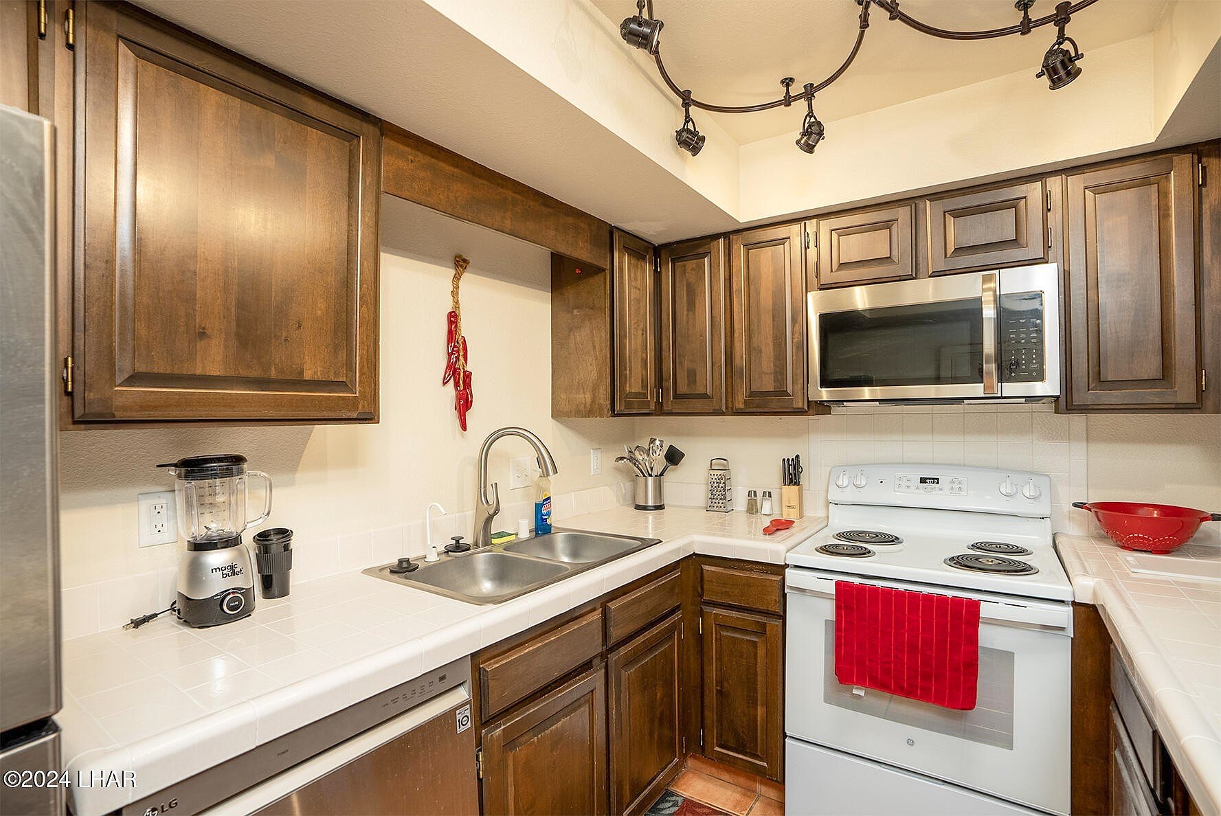 1905 Palmer Dr Unit 4  