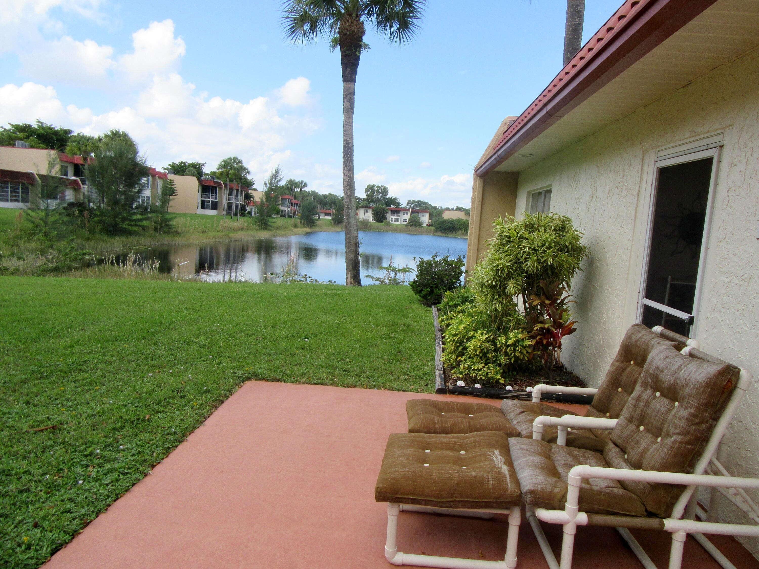 321 Lake Frances Dr Unit 321  