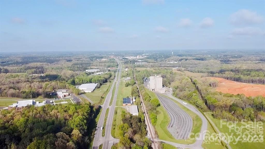 3614 Highway 74 Hwy E  
