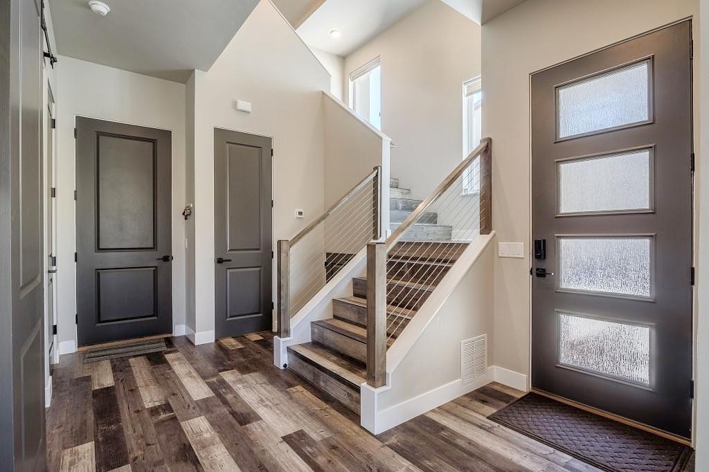 386 W RIDGES BLVD Unit A  