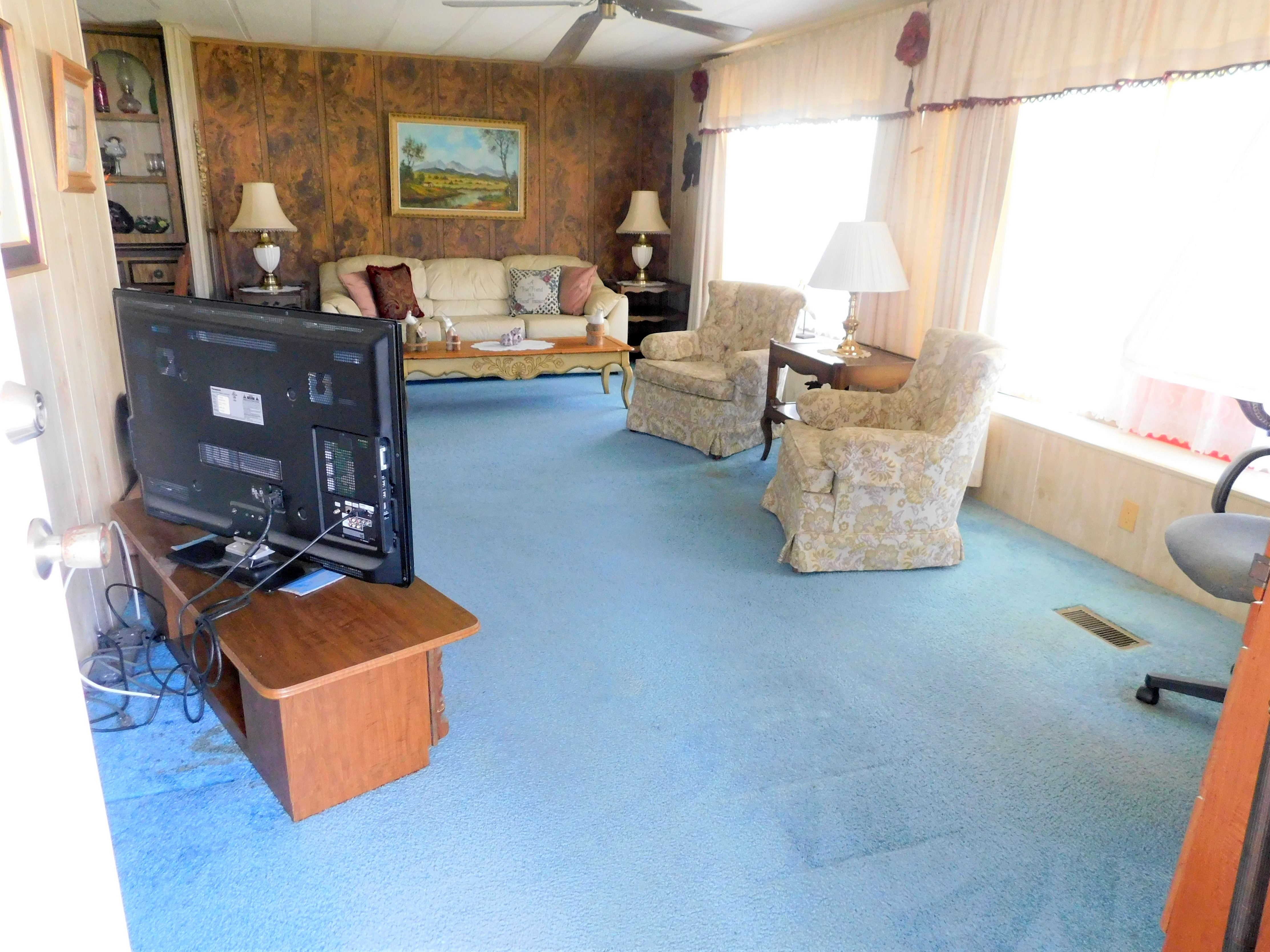 324 Country Club Cir S  