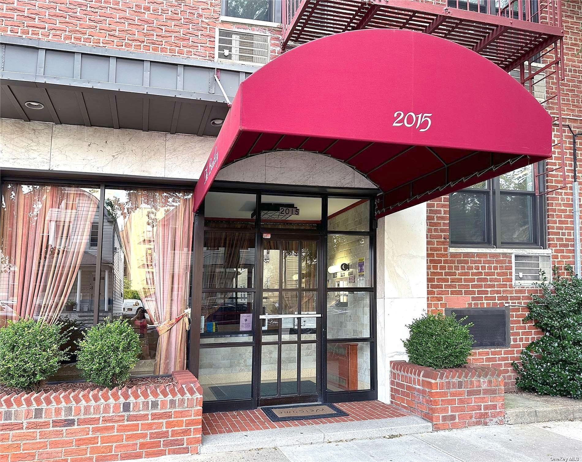 2015 SAINT PAUL AVE Unit 6B  