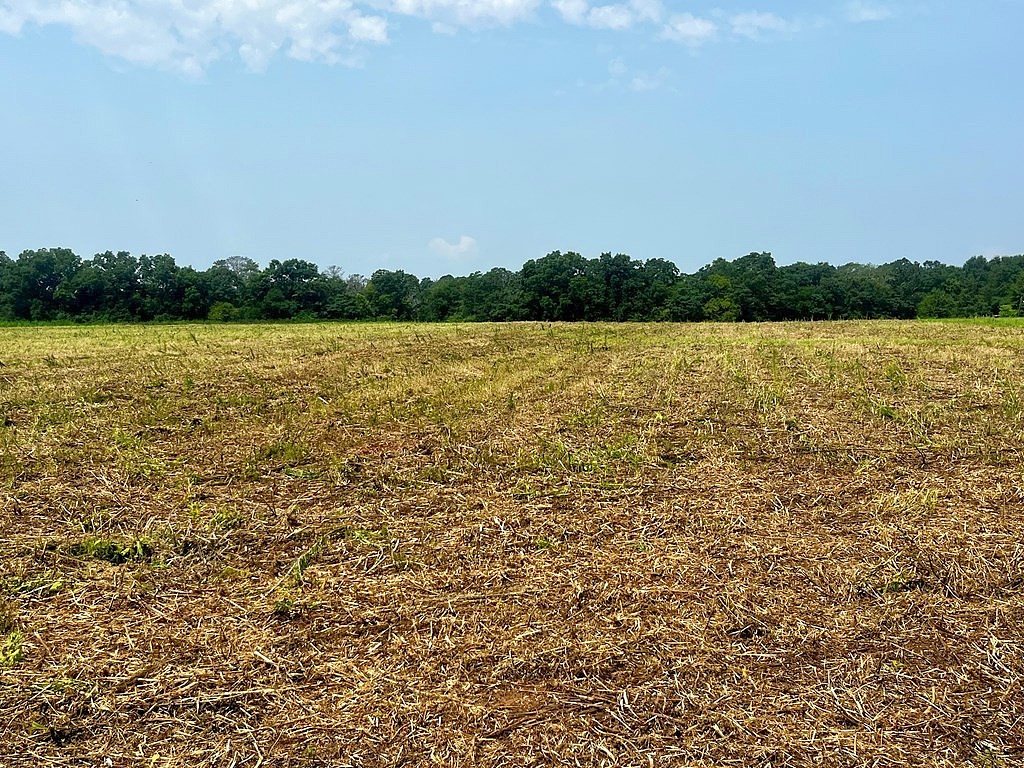 10/- acre County Rd 639  