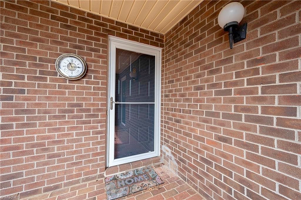 314 Windsor Manor Way Unit B