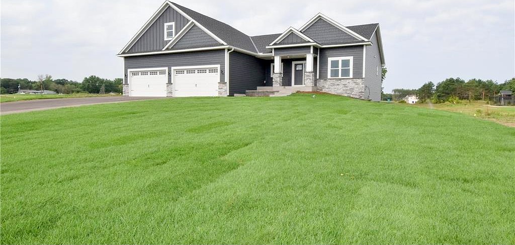 15402 Vermillion St NE  