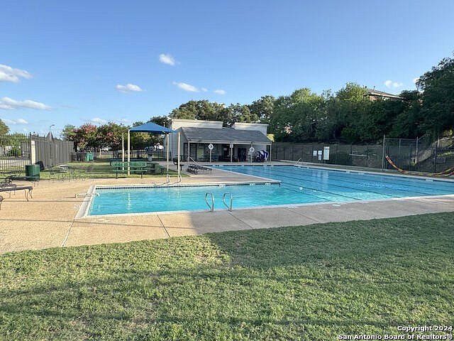 7922 Restless Wind St  