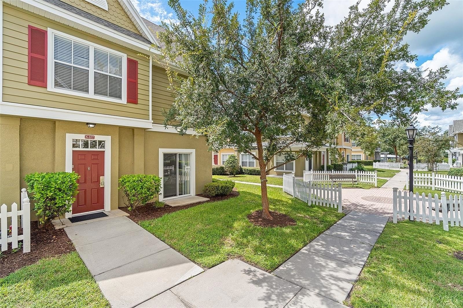 2602 Lodi Cir Unit 107  