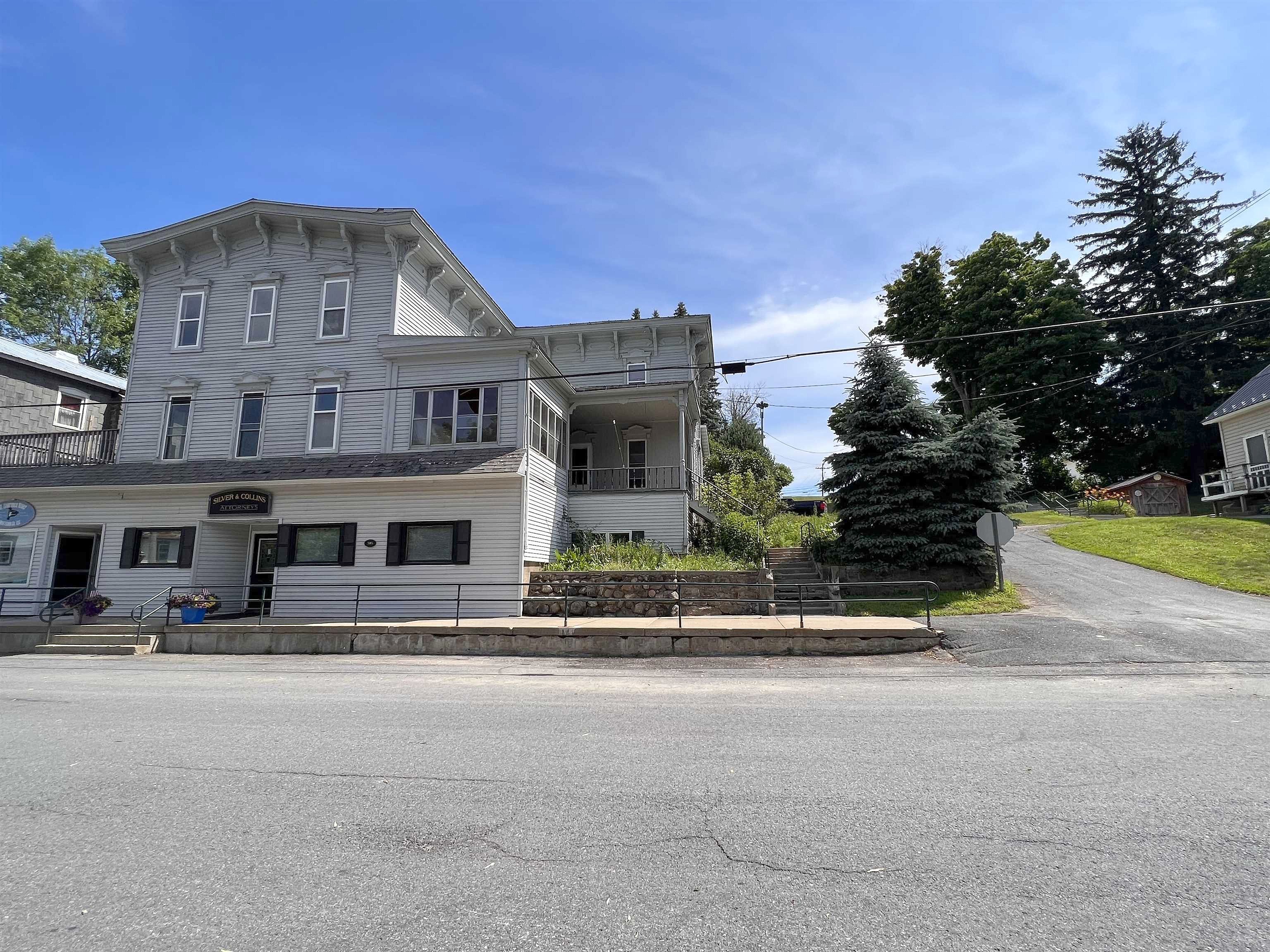 316 MAIN ST