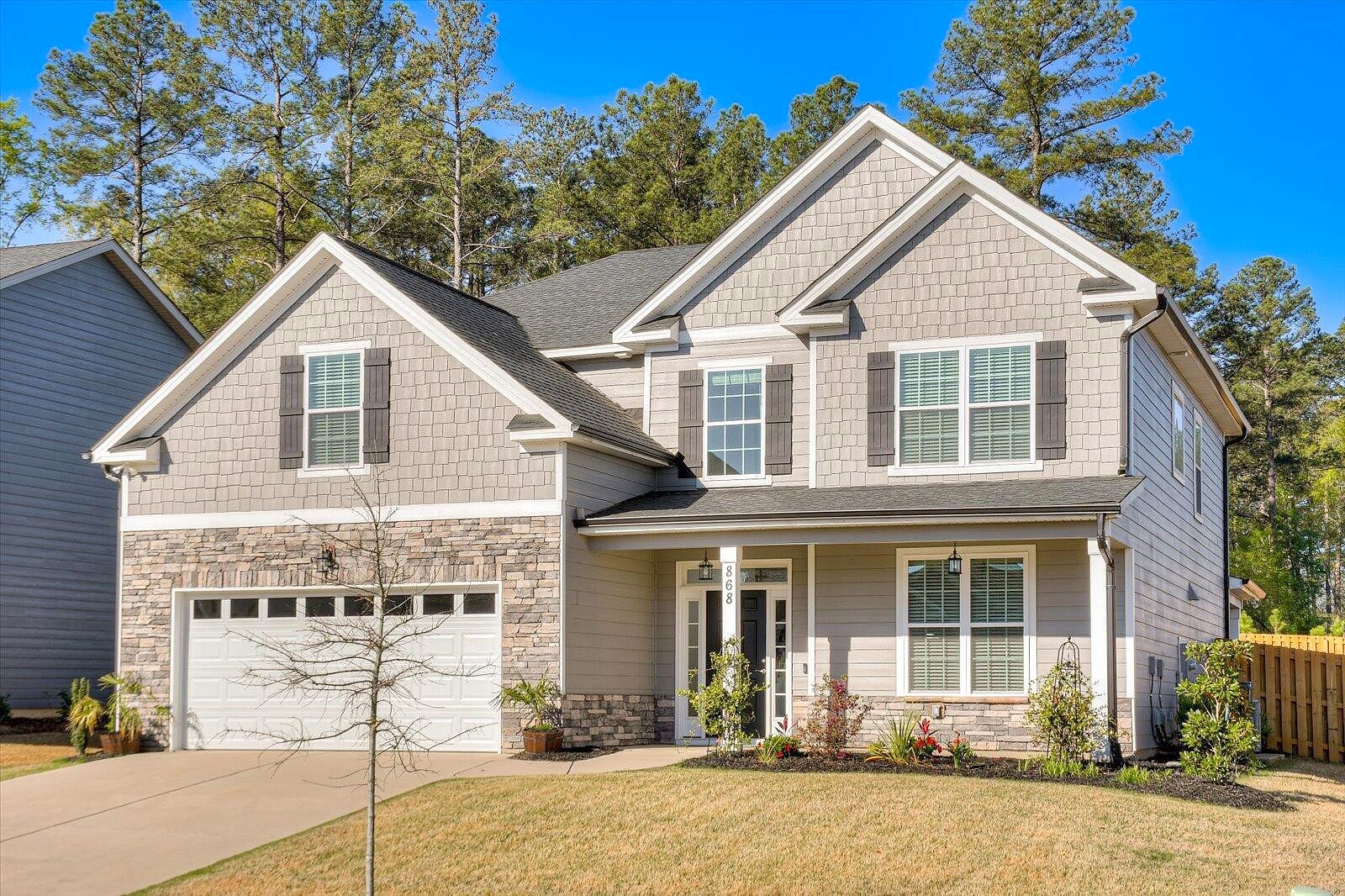 868 LILLIAN Park DR  