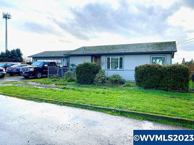 80 ALDER AVE  