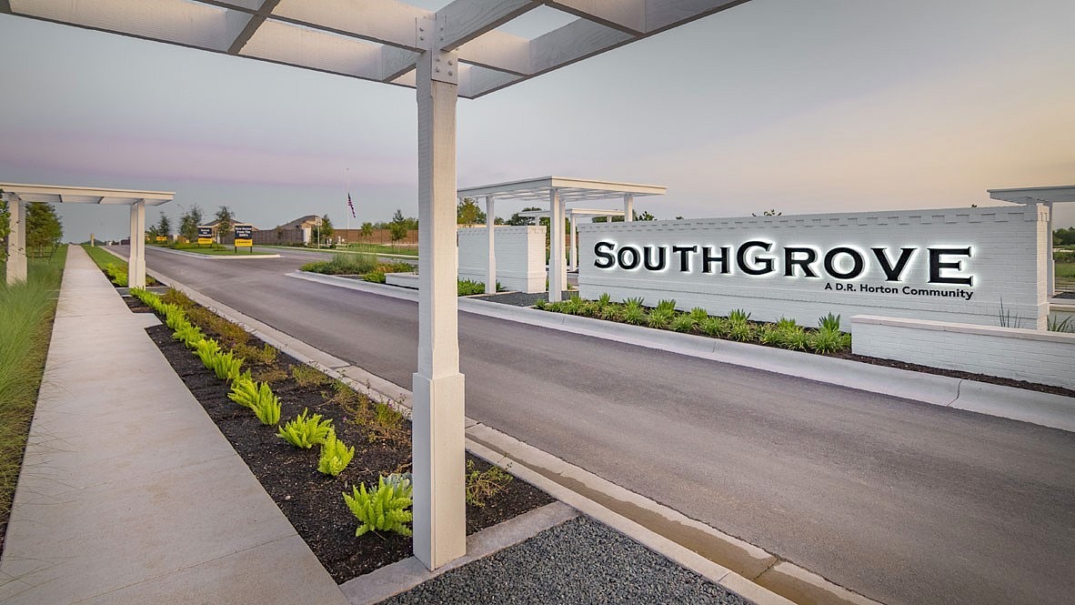 589 EVERGREEN SUMAC Loop  