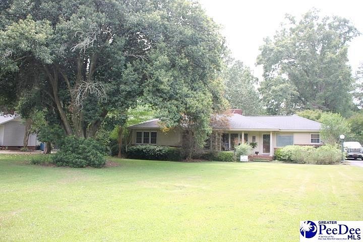 212 PECAN Dr  