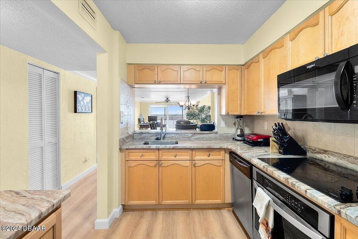 145 N Halifax Ave Unit 707  