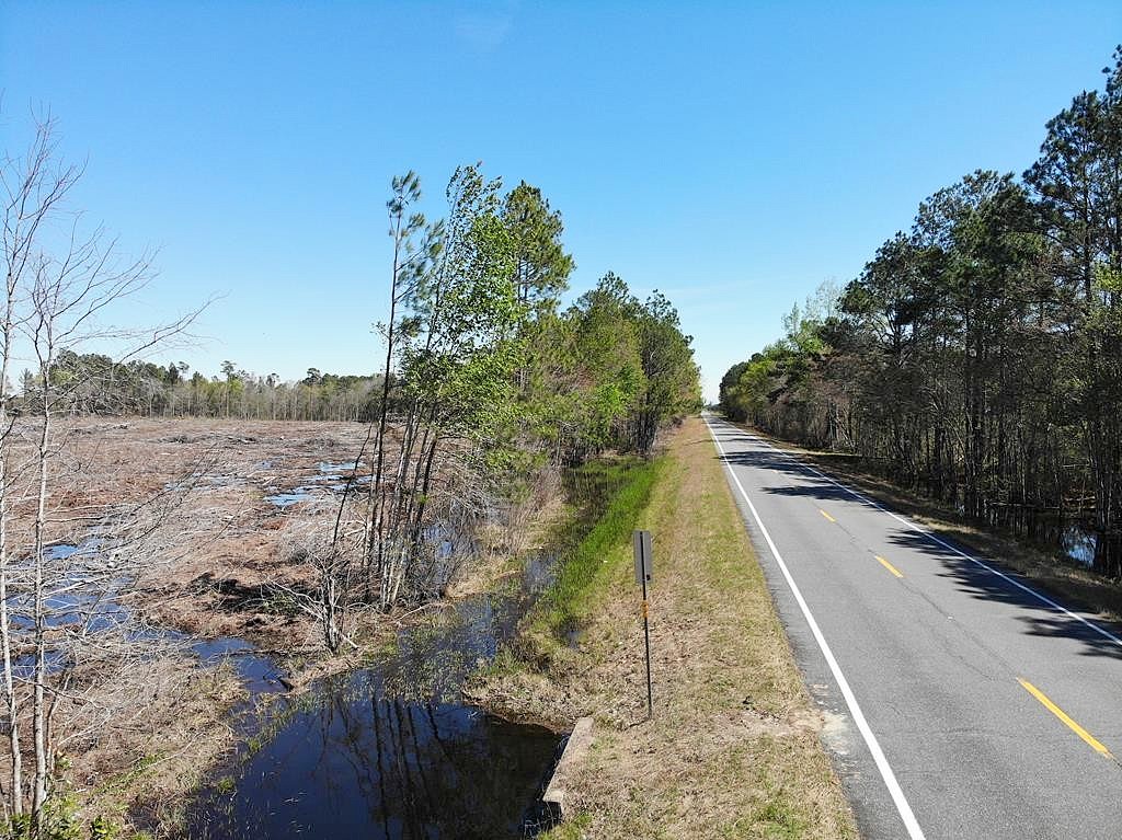00 E Riv Rd  