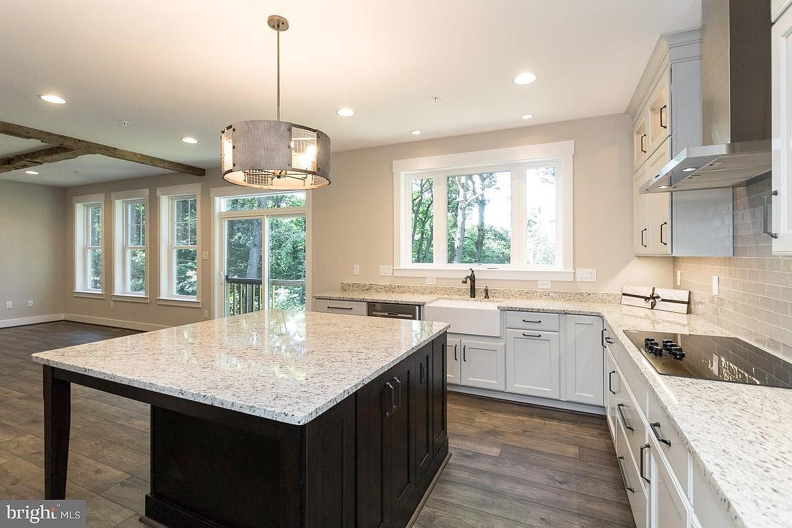 19509 FISHER AVENUE Unit (LOT 2)