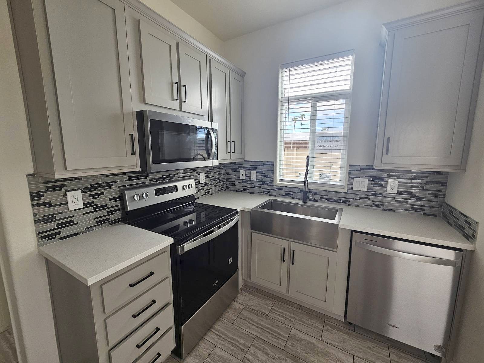 4860 E Main St Unit H-17