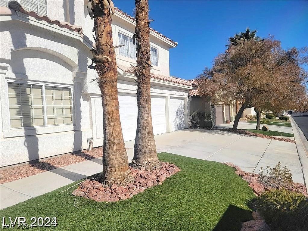 9758 Camino Capistrano Ln  